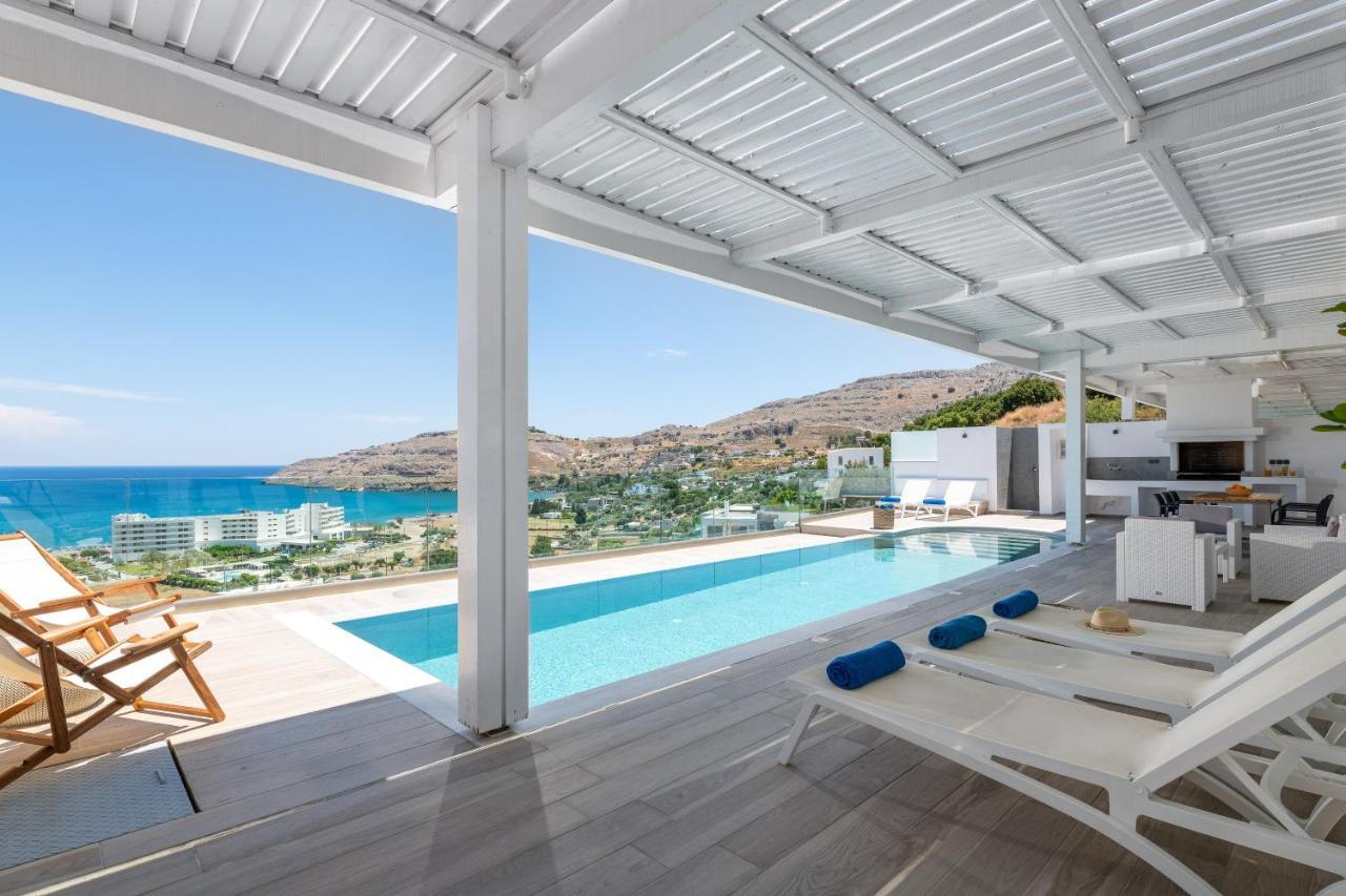 Villa Faros Vlicha  エクステリア 写真