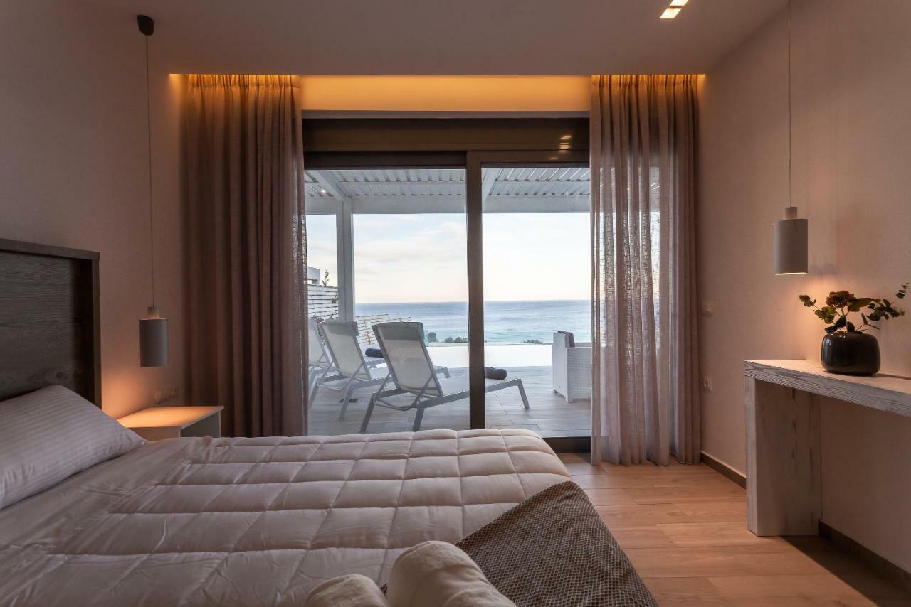 Villa Faros Vlicha  エクステリア 写真